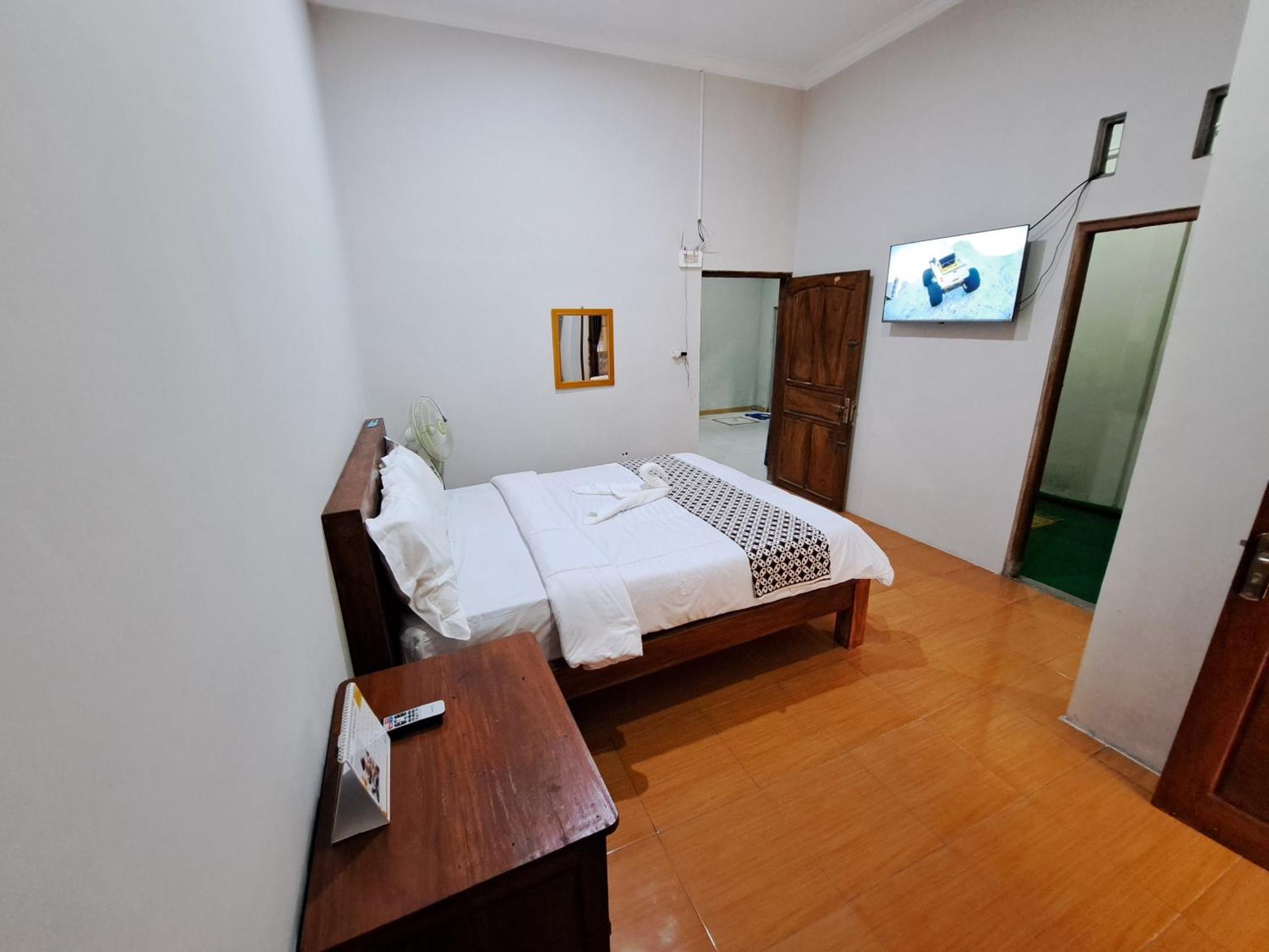 Romadhoni Homestay Magelang Zimmer foto